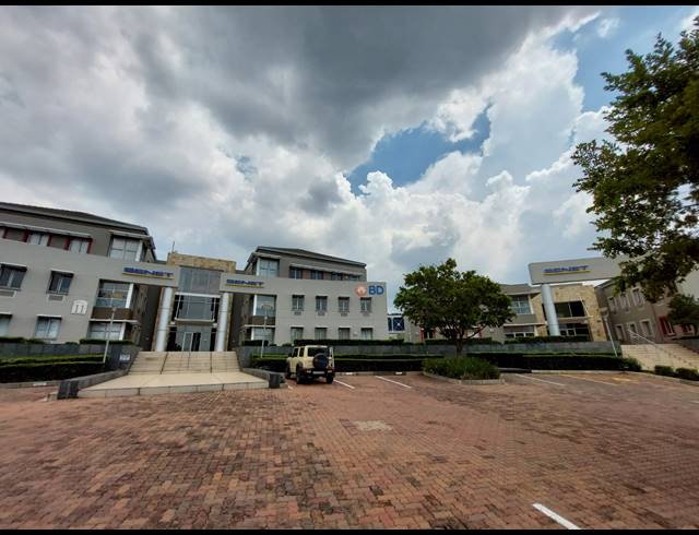 469M² OFFICE TO LET IN GREENSTONE HILL
